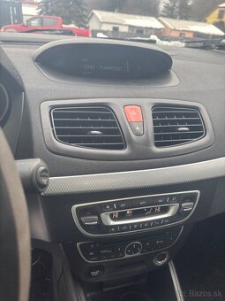 predám renault fluence 1.5 dci 2012 - 6