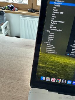 Macbook Pro 13” (2017) | i5 | 8 GB RAM | 128 GB SSD - 6