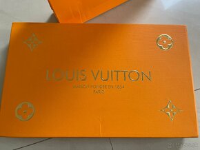 Louis Vuitton šatka Hnedá - 6