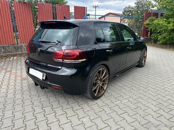 Volkswagen Golf 2.0 TFSI 270k R 4-Motion - 6