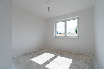 NA PREDAJ 4 IZBOVÝ RODINNÝ DOM V OBCI BELŽA | HOLODOM | POZE - 6