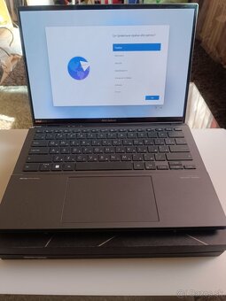 ASUS Zenbook Duo UX8406MA - 6