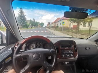 Mitsubishi Pajero Wagon 3.2 DI-D A/T - 6