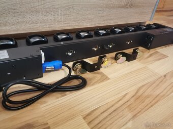 Rotačný led BAR beam RGBW 250W - 6