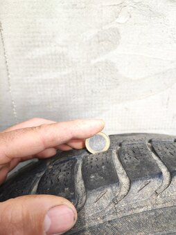 Predám Zimné Pneu 195/65 r15 - 6
