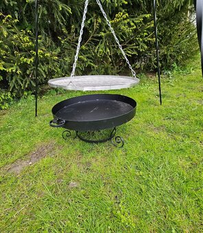 Grill na trojnožke - 6
