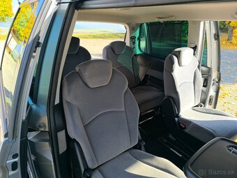 Citroen C8, 8 miestne, r.v. 2010 - 6