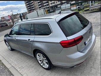 Volkswagen Passat Variant 2.0 TDI EVO Elegance DSG - 6