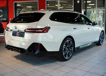 BMW Řada 5 520d xDrive Touring M Sport nafta automat - 6