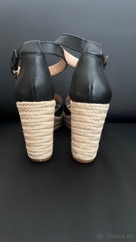 Ralph Lauren kožené sandále na podpätku - 6