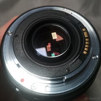 Sigma DL Macro 70-300mm 1:4-5.6 na Canon EF - 6
