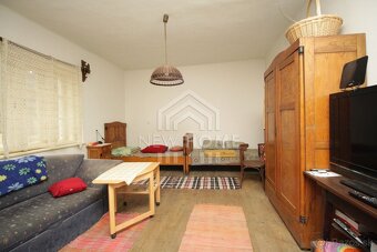 ZOBOR - 2 x RD na jednom pozemku, pôvodný stav - 6