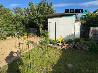 Krásna záhrada s chatkou v Kráľovej nad Váhom 259 m2 - 6