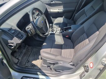 Volvo s40 - havarované - 6