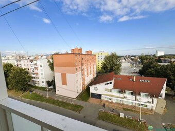 dispozične výborne riešený 2izbový byt, čiastočná rekonštruk - 6