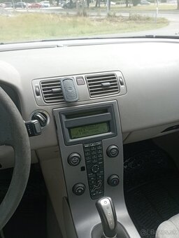 Predám VOLVO vo výbornom stave - 6
