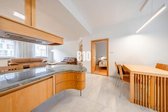 POD HRADOM - ZÁMOCKÁ - 3 IZBOVÝ BYT NA BÝVANIE AJ INVESTÍCIU - 6