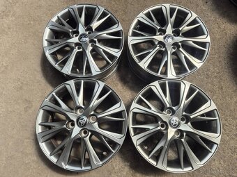 4x100 r15 ET39 x 5J elektróny originál TOYOTA - 6