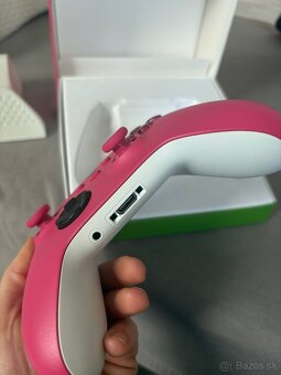 🎮 Xbox Wireless Controller – Deep Pink + Venom Charging Dock - 6