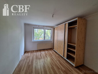 ZNÍŽENÉ  3-IZBOVÝ BYT NA PREDAJ SÍDLISKO JUH  - 6