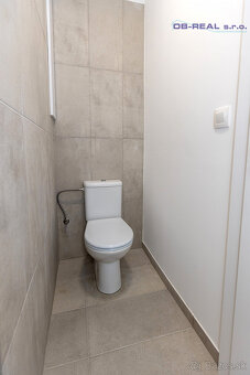 Predaj kompletne rekonštr. 2izb bytu 62m2 na zvýš. prízemí - 6