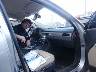 Volvo V70,r.v.2010,2.0D - 6