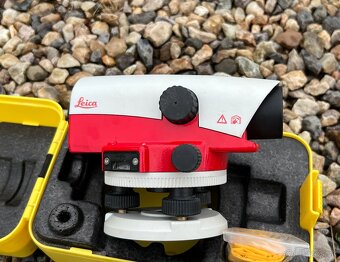Leica NA720 Nivelák - 6