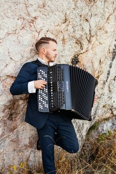 Harmonikár, Akordeonista, Oprava akordeónu - 6