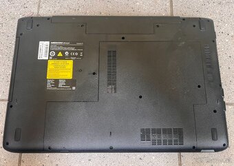 Medion Akoya / Intel i3-6100U / 8GB RAM / 256GB SSD / 17.3" - 6
