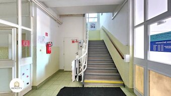 NA PREDAJ | 800 m² - Zdravotnícke zariadenie, TRAFO - sídl. - 6