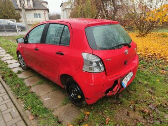 Toyota Yaris 1.3VVTi - 6