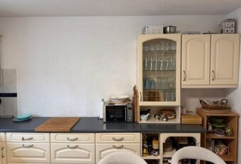 Krásná velká venkovská kuchyně se spotřebiči,5825 - 6