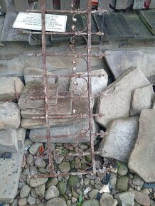 Staré zábradlie mreža - 6