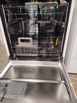 Voľne stojaca umývačka riadu Whirpool na predaj - 6