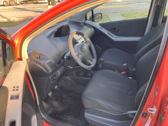 Toyota Yaris 1,3VVTi, kúpené na SK - 6