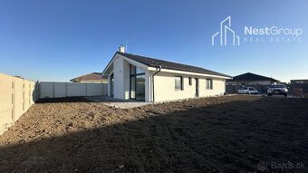 4-izbový rodinný dom s presklením v obývacej časti, Senec - 6