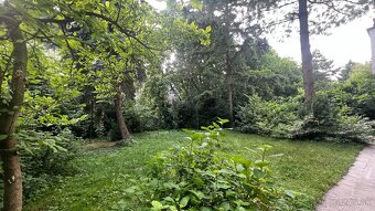 PREDAJ 9 izb.RD Žš Mudroňova, Horsky Park+DVOJGARÁŽ+ ZÁHRADA - 6