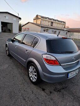 Opel Astra 1,6 77kw - 6