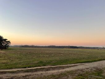 Veľký Pozemok 45 172 m² pri Malých Levároch - 6