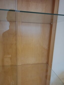 Sklenená policová vitrína - 6