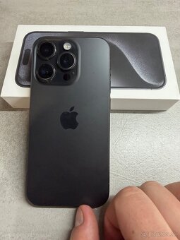 iPhone 15 pro, black titanium, 128GB - 6