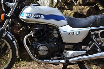 Honda CB 400N - 6