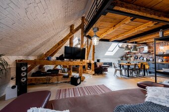Na predaj "LOFT" špecifický štýl bývania v centre,Štúrova - 6