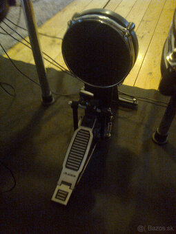 Elektricke bubny + sluchadla a stolica - 6