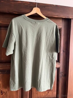 H&M zelené tričko s Potlačou č. L - 6