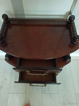 Starožitný stolík - 6