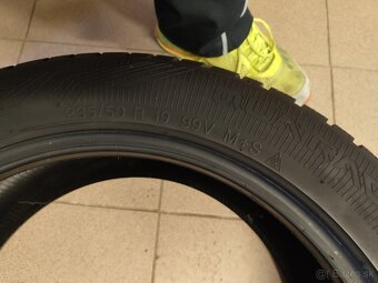 Celoročné Vredestein Quatrac Pro 235/50 R19 99V - 6