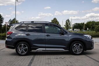 Predám Subaru Forester 2.0i Comfort CVT - 6