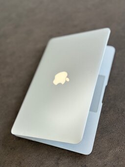 Macbook air 11inch 2012 - 6