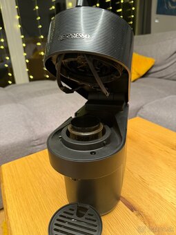 Kávovar Nespresso De'Longhi Vertuo + napeňovač šľahač mliek - 6